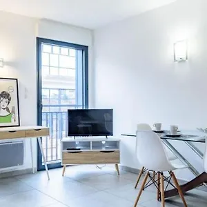 appartement-302-18-rue-matabiau-jeanne-darc-toulouse.midi-pyreneeshotels.com/