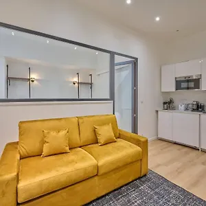 marais-modern-apartment.fr-paris.fr/